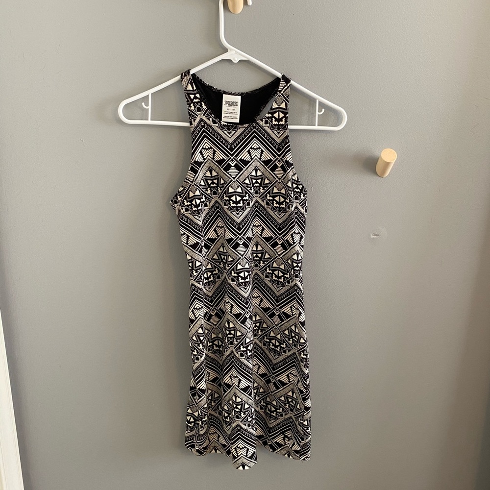 Women’s black & white aztec bodycon dress